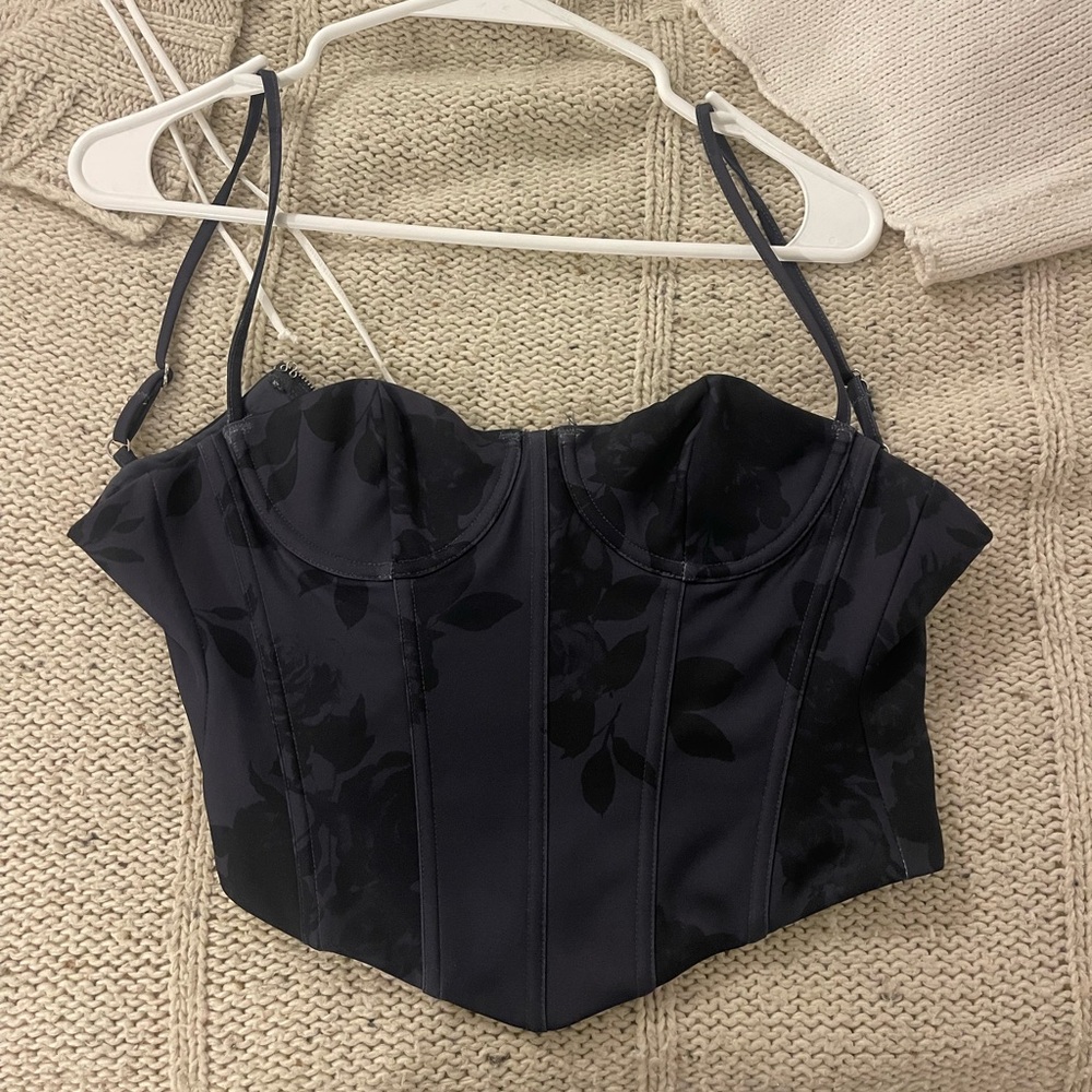 New white fox top XS